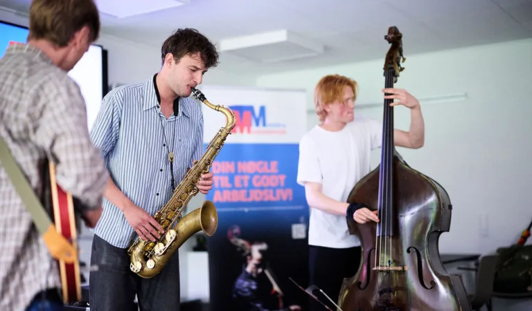 Sax, trio, If Bird Could speak